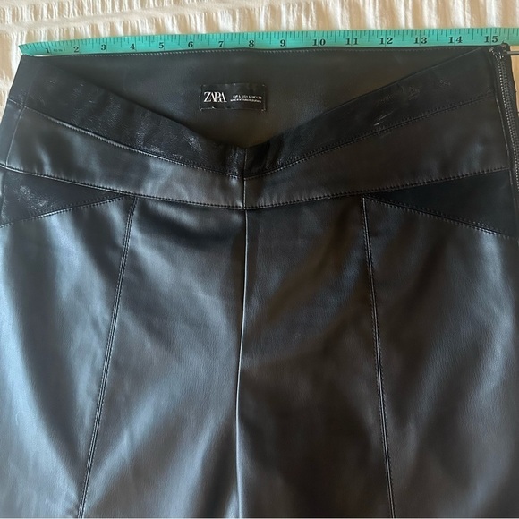 ZARA Vegan Leather Leggings Womens L High Waist Ankle Zip - Picture 3 of 10
